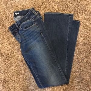 Low rise boot cut American Eagle Artist jean